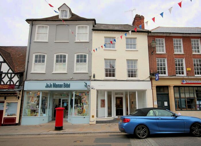 1 Bedroom Flat To Rent In Market Place, Henley-On-Thames, Oxfordshire, RG9