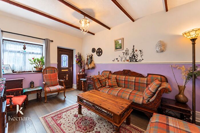 2 Bedroom Cottage For Sale In Elson Street, Bury, BL8