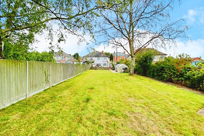 3 Bedroom Semi-detached House For Sale In Fosse Way, Syston, LE7