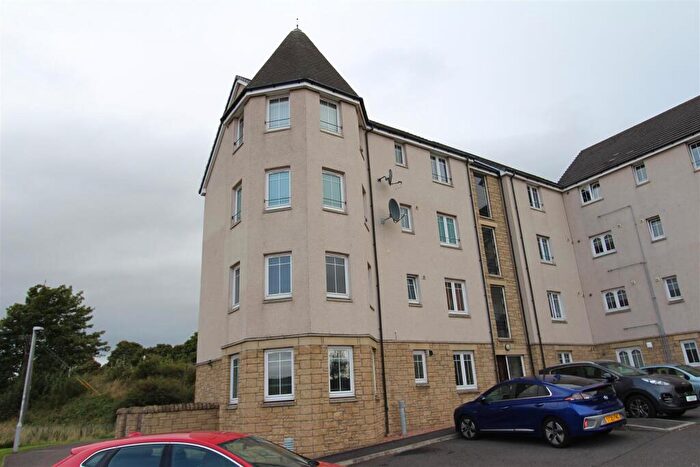 2 Bedroom Flat To Rent In A Caledonia Court, Rosyth, KY11
