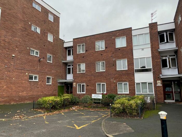 2 Bedroom Apartment To Rent In Park Road South, Prenton, CH43