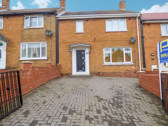 3 Bedroom Terraced House To Rent In Basingstoke Road, Peterlee, SR8