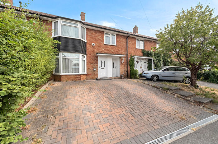 3 Bedroom Terraced House For Sale In Shelley Avenue, Bracknell, Berkshire, RG12