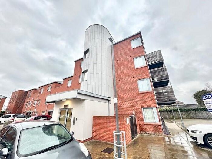 1 Bedroom Flat To Rent In Coral Court, Chadwell Heath, RM6