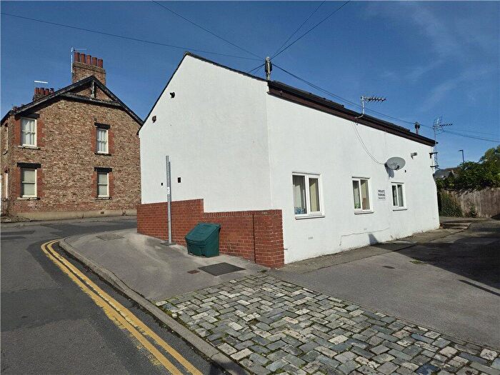 2 Bedroom Apartment To Rent In North Street, Ripon, North Yorkshire, HG4