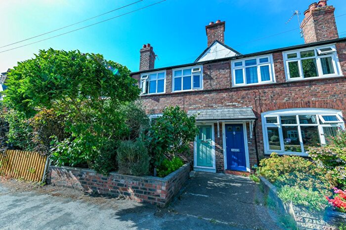 2 Bedroom Terraced House For Sale In Bemrose Avenue, Altrincham, WA14
