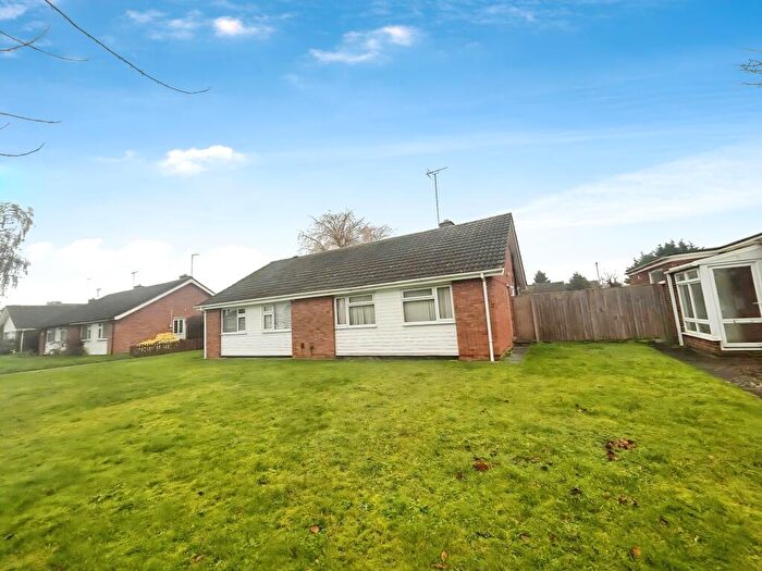 2 Bedroom Bungalow For Sale In Enfield Gardens, Netherton, Peterborough, PE3