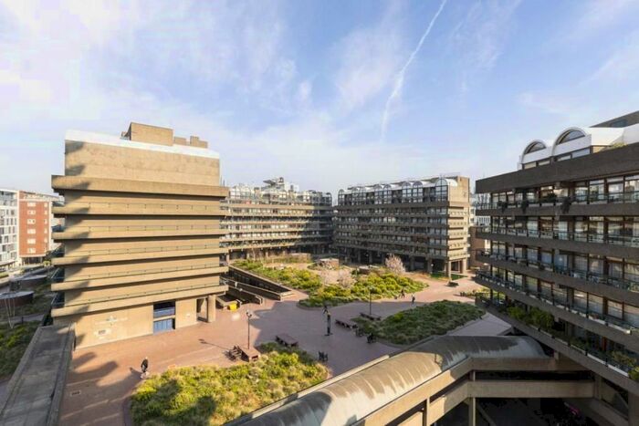 2 Bedroom Flat To Rent In Barbican, London, EC2Y