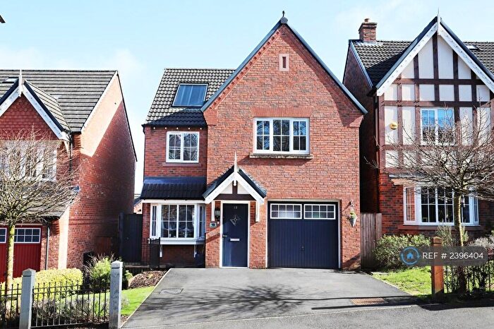 4 Bedroom Detached House To Rent In Duxbury Manor Way, Chorley, PR7
