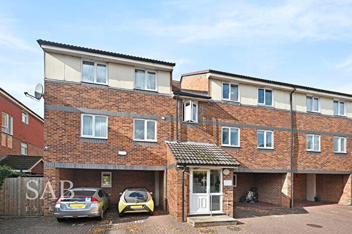 3 Bedroom Property For Sale In Coraline Close, Southall, UB1