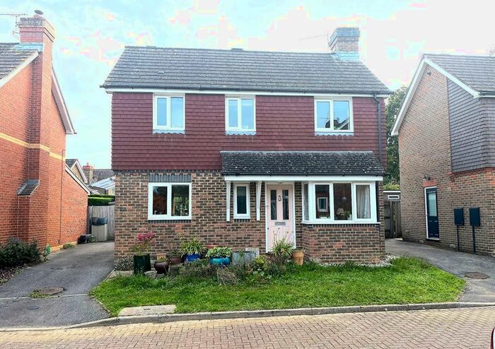 3 Bedroom Detached House To Rent In Medway Drive, Forest Row, RH18