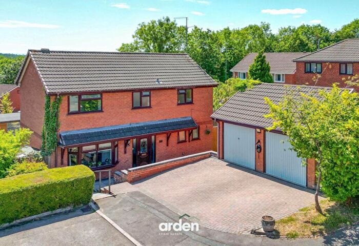 4 Bedroom Detached House For Sale In Coleford Close, Redditch, B97