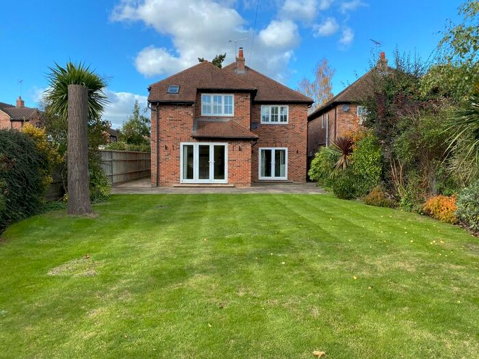5 Bedroom Detached House To Rent In Plough Lane, RG9
