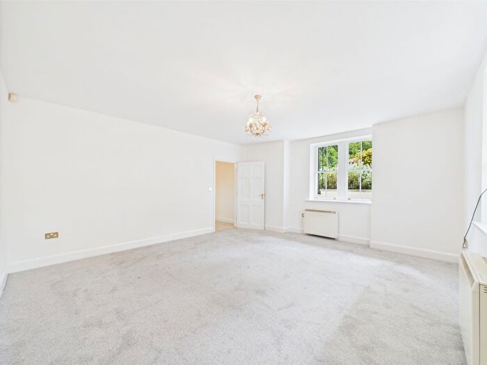 2 Bedroom Flat For Sale In Benton House, Harefield Grove, Cheltenham, Gloucestershire, GL50