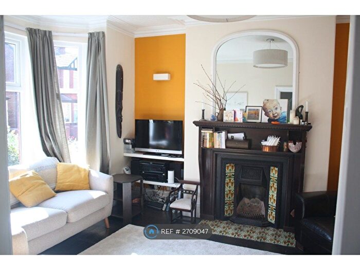 4 Bedroom Semi Detached House To Rent In Milwain Road, Manchester, M19