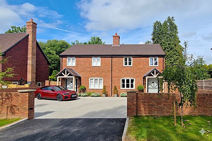 2 Bedroom Semi Detached House For Sale In Cob Cottage, Paddock Grove, Effingham, KT24