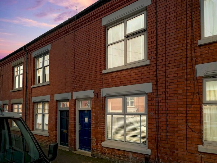 3 Bedroom Terraced House To Rent In Hearth Street, Market Harborough, LE16