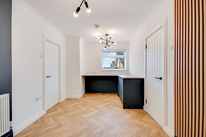4 Bedroom Flat To Rent In Sunrise Avenue, Broomfield, Chelmsford, CM1