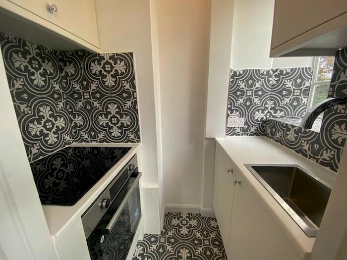 Studio To Rent In Wyke Road, London, SW20