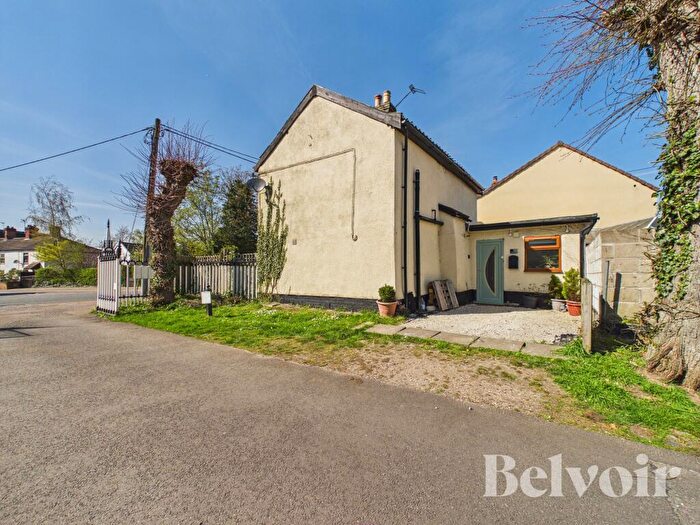 2 Bedroom Detached House For Sale In Dereham Road, Watton, IP25