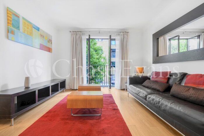 1 Bedroom Flat To Rent In Burrells Wharf, Ship Yard, Canary Wharf, London, E14