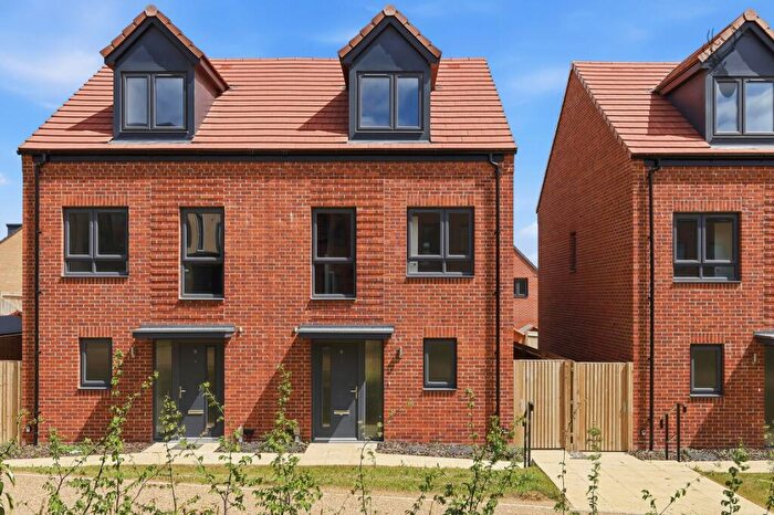 3 Bedroom Semi-Detached House To Rent In Bailey Close, Bishop's Stortford, CM23