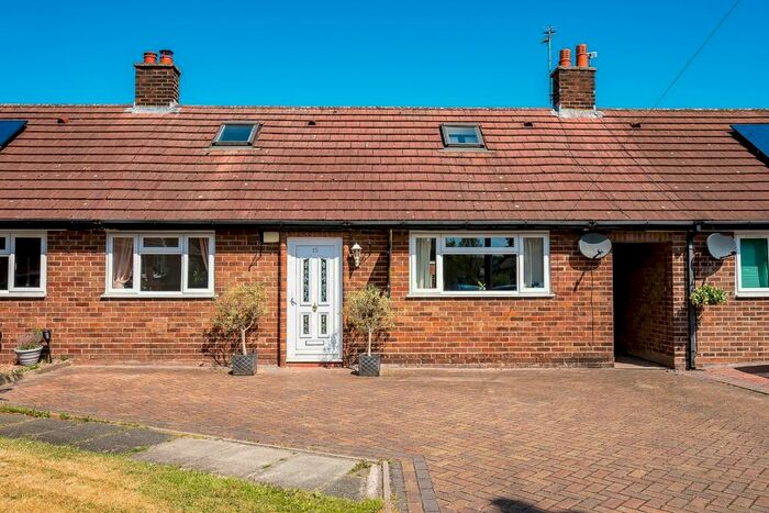 4 Bedroom Mews For Sale In Duke Avenue, Glazebury, Warrington, Cheshire, WA3