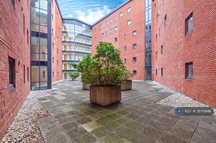 4 Bedroom Flat To Rent In Rialto, Newcastle Upon Tyne, NE1