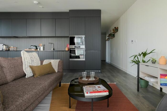 2 Bedroom Flat To Rent In Cherry Park Lane, London, E20