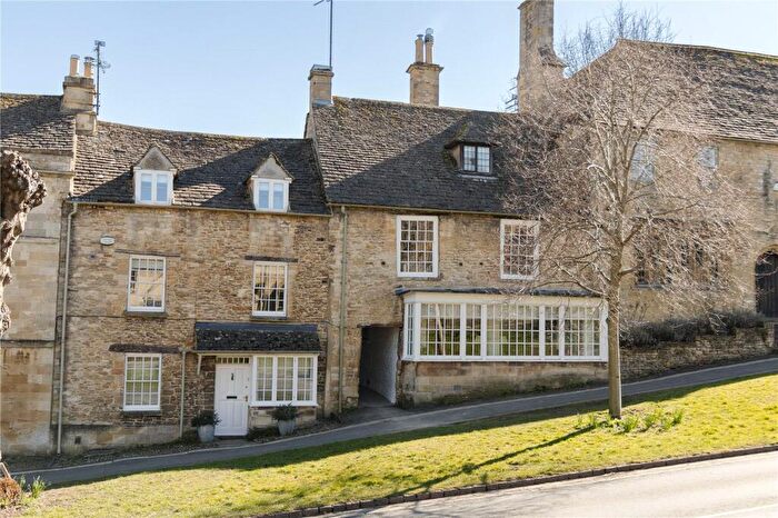 4 Bedroom Terraced House For Sale In The Hill, Burford, Oxfordshire, OX18
