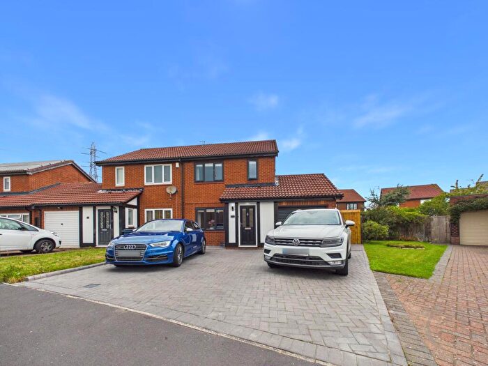 3 Bedroom Semi-Detached House For Sale In Romsey Drive, Boldon Colliery, NE35