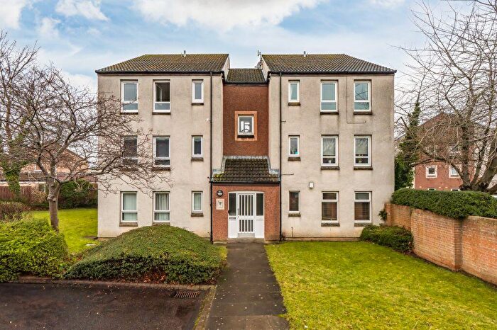 Studio For Sale In / Fauldburn, Edinburgh, EH12