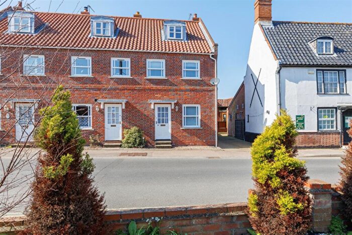 3 Bedroom End Of Terrace House For Sale In Ravensmere, Beccles, NR34