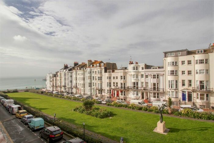 1 Bedroom Flat To Rent In Parochial Terrace, Steine Gardens, Brighton BN2