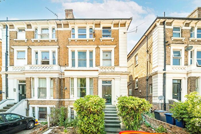 1 Bedroom Flat For Sale In Argyle Road, Ealing, W13