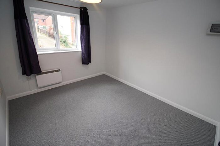 1 Bedroom Flat To Rent In Gatcombe House, Portland Road, NN10
