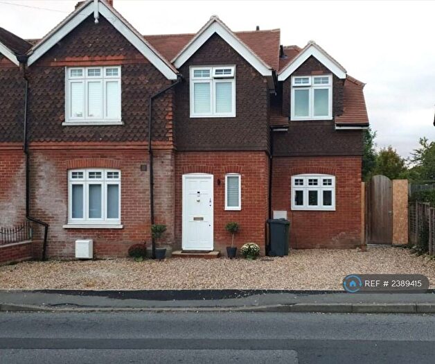 4 Bedroom Semi-Detached House To Rent In Pirbright Cottages, Guildford, GU3