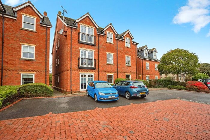 2 Bedroom Flat For Sale In Manor House Close, Wilford, Nottingham, Nottinghamshire, NG11