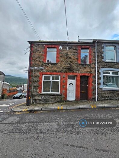 2 Bedroom Flat To Rent In Brynmair Rd, Wales, CF44