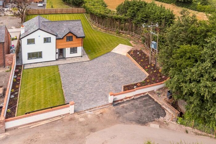 3 Bedroom Detached House For Sale In Broad Lane, Aughton, Ormskirk, L39