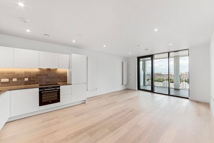 1 Bedroom Flat To Rent In Pinnacle House, Royal Wharf, London, E16