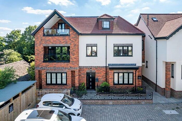 2 Bedroom Flat To Rent In Smitham Downs Road, Quinton Court, CR8