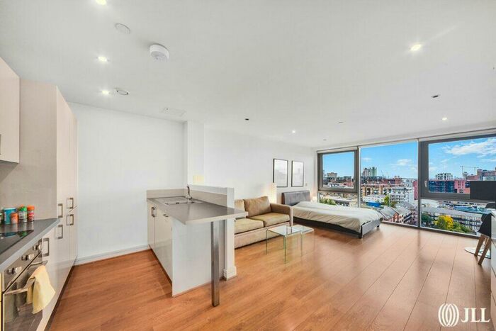 Flat To Rent In Craig Tower, London, E3