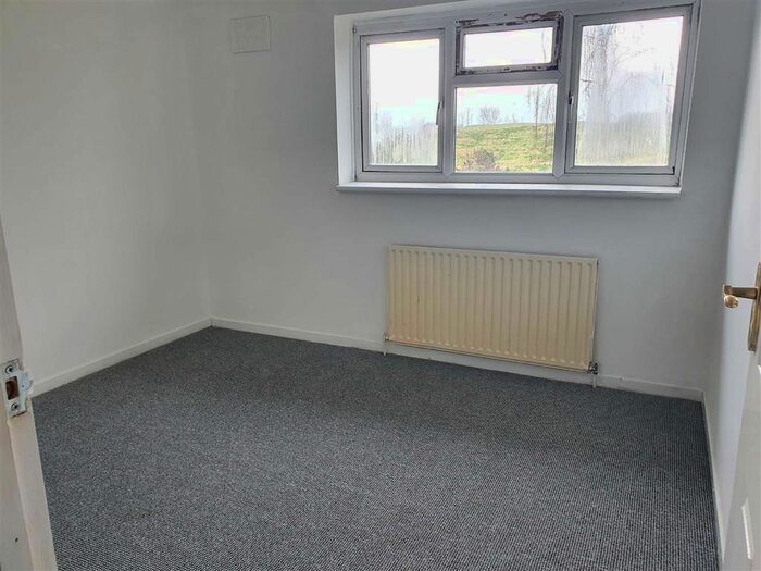 3 Bedroom Terraced House To Rent In Ringway, Southall, Middlesex, UB2