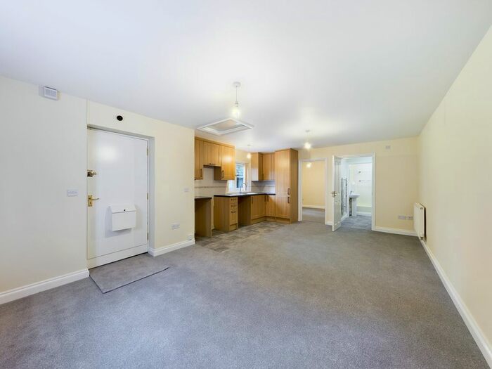 1 Bedroom Bungalow To Rent In Walls Court, Oldbury Road, Tewkesbury, GL20