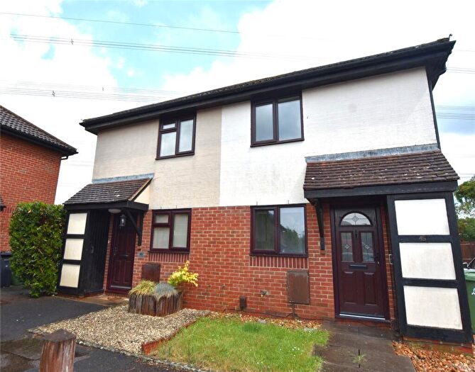 2 Bedroom Semi-Detached House To Rent In Campion Hall Drive, Didcot, Oxfordshire, OX11