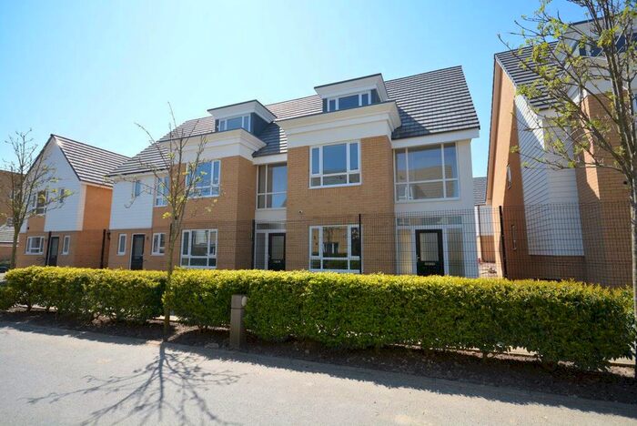 3 Bedroom Property To Rent In Meridian Close, Ramsgate, CT12