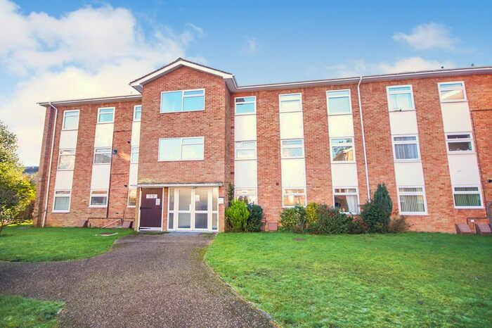 2 Bedroom Flat To Rent In Bath Road, Reading RG1