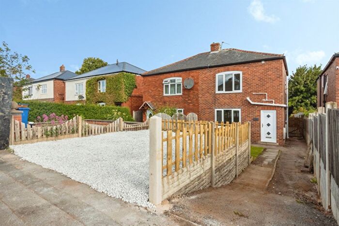 3 Bedroom Semi-Detached House For Sale In Redbrook Road, Barnsley, S75