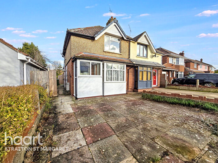 2 Bedroom Semi-Detached House For Sale In Fairford Crescent, Swindon, SN25